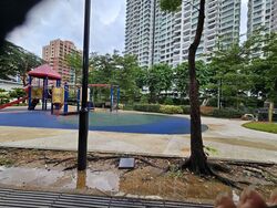 Toa Payoh Central (D12), Retail #570469441